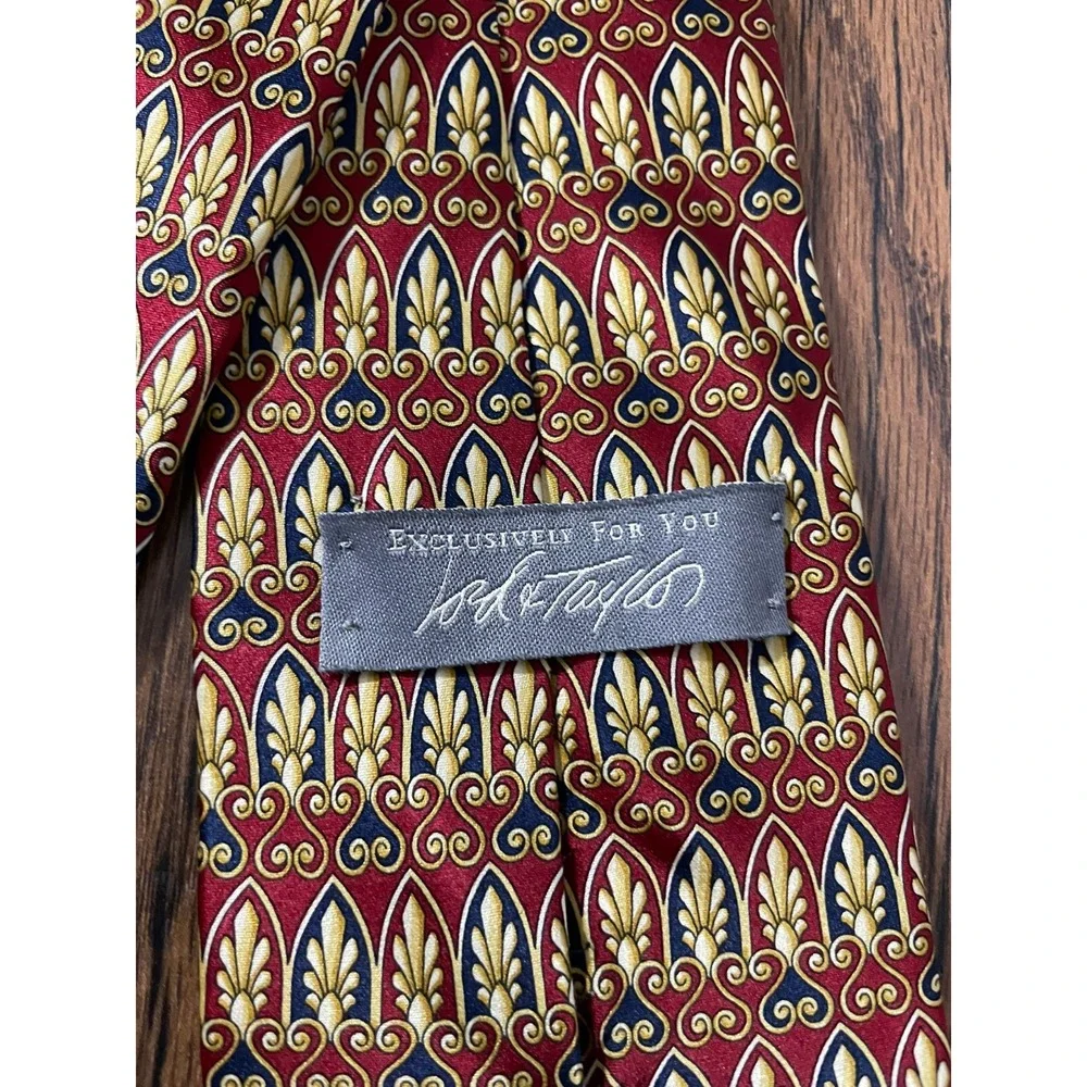 Lot of 2 Patterned Ties LORD & TAYLOR + MICHAEL JACOBS‎ Geometric Silk Neckwear